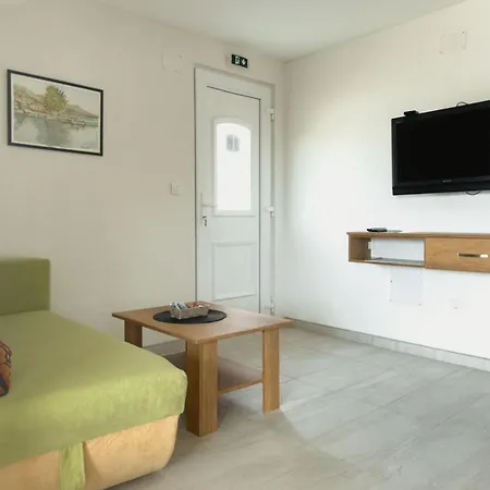 Aquamarine Lägenhet *